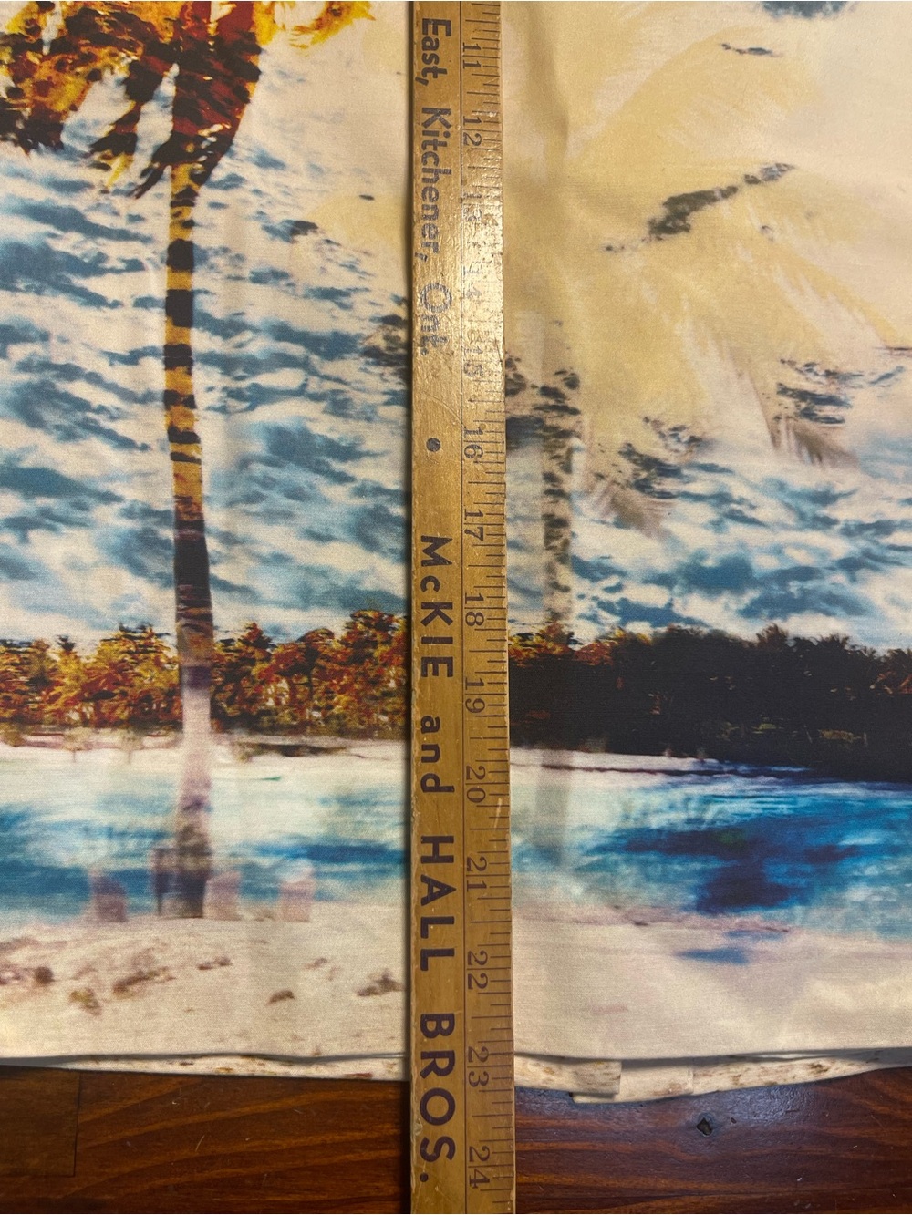 Lord & Taylor | Palm Tree Beach Scene Pencil Skirt in Blue and Cream - Picture 7 of 10